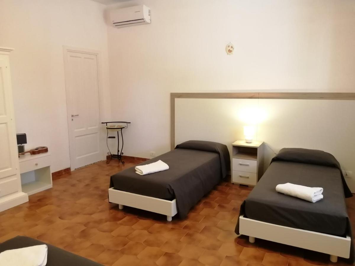 אוסטוני Villa Graziella מראה חיצוני תמונה